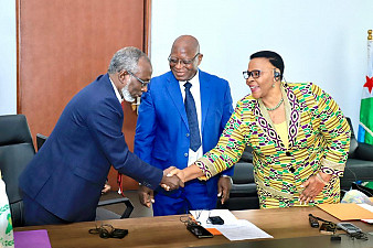 CEREMONY OF TRANSFER OF CHARGES AT APU HEADQUARTERS   BETWEEN THE  OUTGOING CHAIRPERSON  Hon. Mohamed Ali HOUMED, SPEAKER OF THE NATIONAL ASSEMBLY OF DJIBOUTI AND THE PRESIDENT OF THE SENATE OF ZIMBABWE